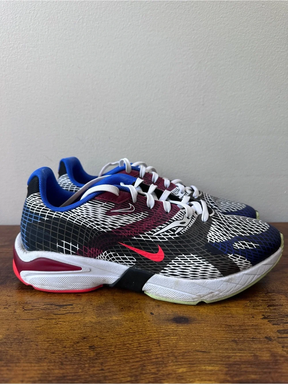 Nike D/MS/X Ghoswift Black Blue Bright Crimson BQ5108-002 Women's Size 7.5 - Picture 4 of 7
